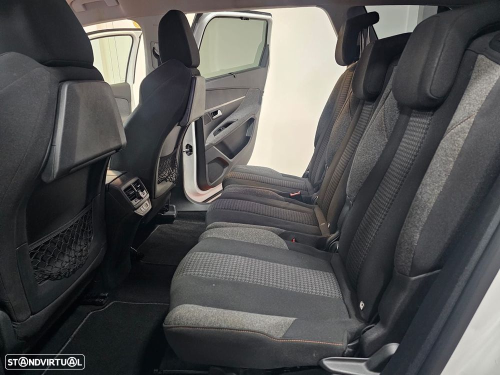 Peugeot 5008 1.5 BlueHDi Allure EAT8 - 12