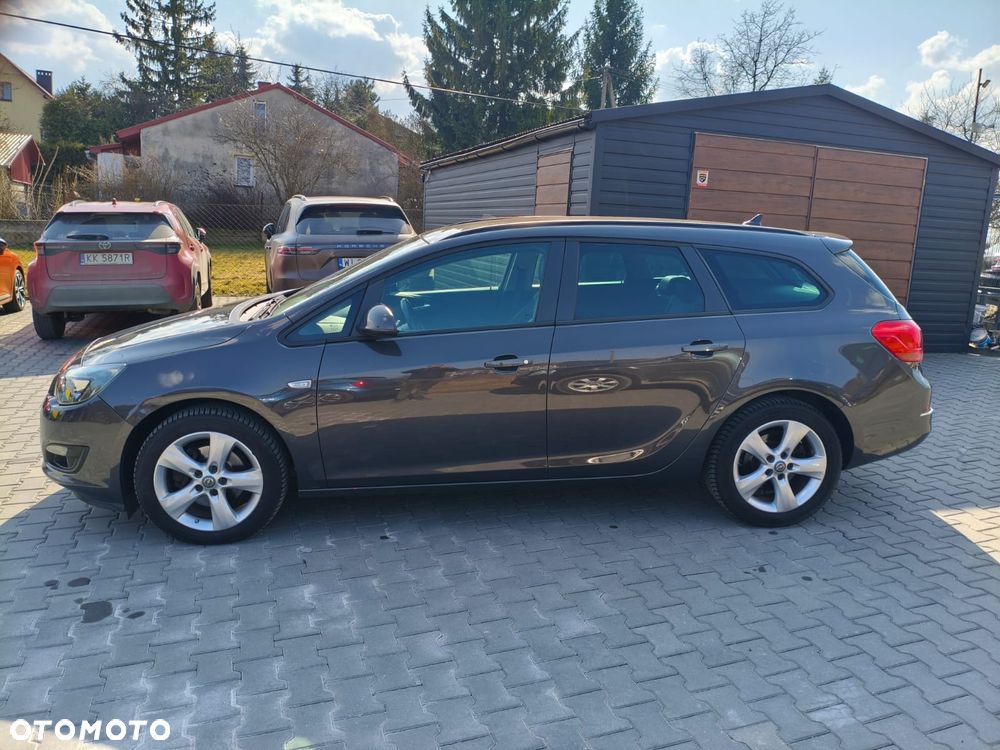 Opel Astra 1.6 D (CDTI DPF ecoFLEX) Start/Stop Edition - 9
