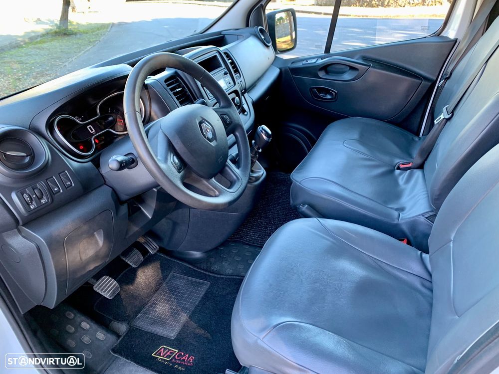 Renault Trafic 2.0 dCi L2H1 1.2T - 8