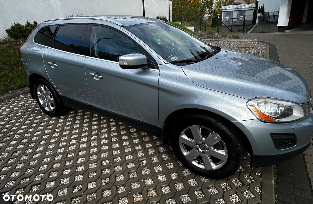 Volvo XC 60 - 4