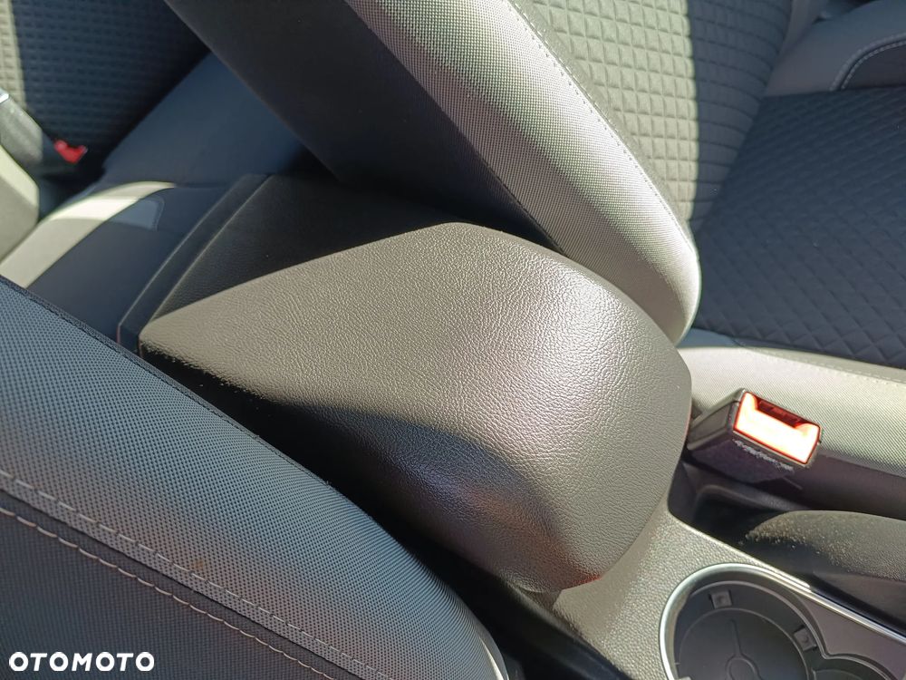 Ford Fiesta 1.0 SYNC Edition - 23