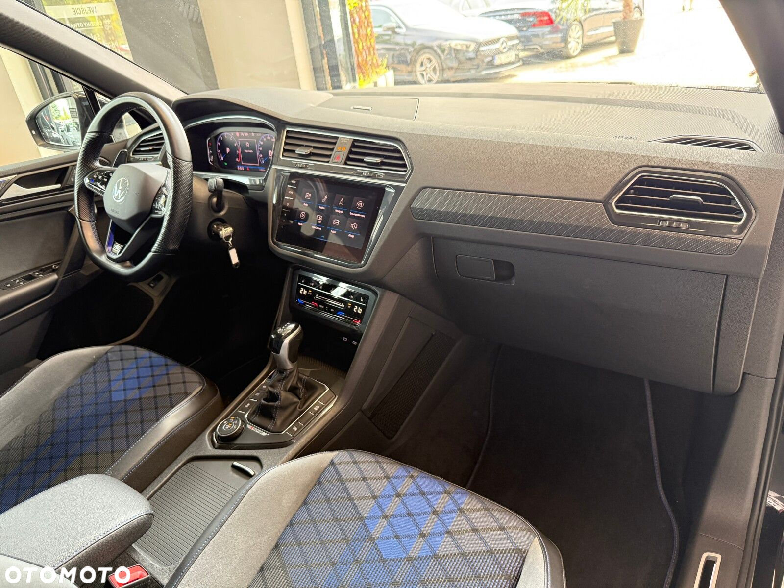Volkswagen Tiguan - 17