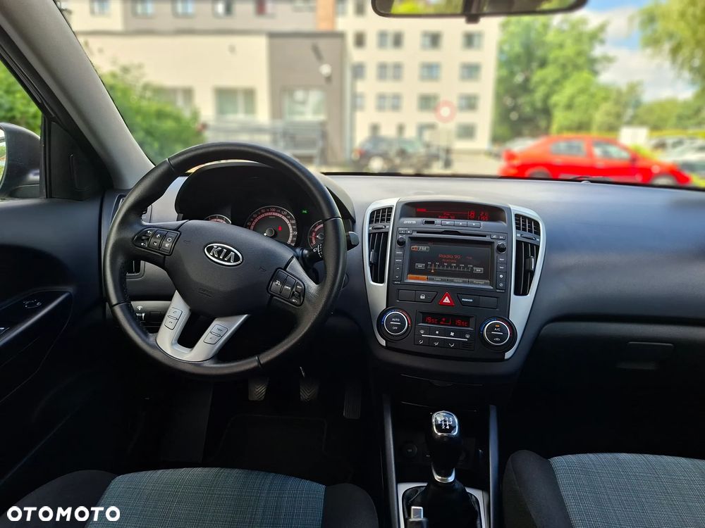 Kia Ceed 1.4 Comfort + - 18