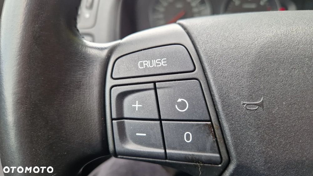 Volvo V50 D3 Momentum - 16