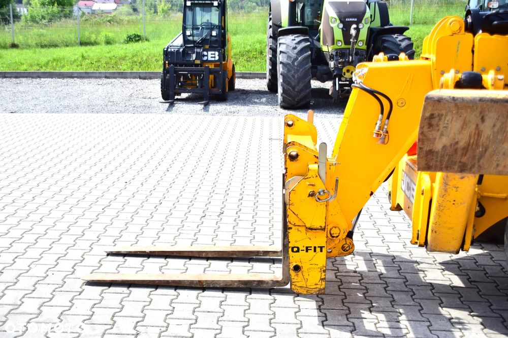JCB 535-125 Turbo - 6