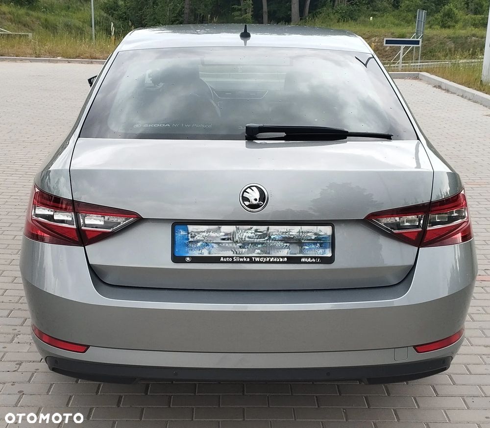 Skoda Superb 2.0 TDI 4x4 L&K DSG - 21