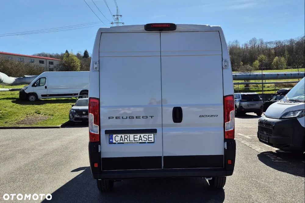 Peugeot Boxer Furgon L2H2 3.3T - 7