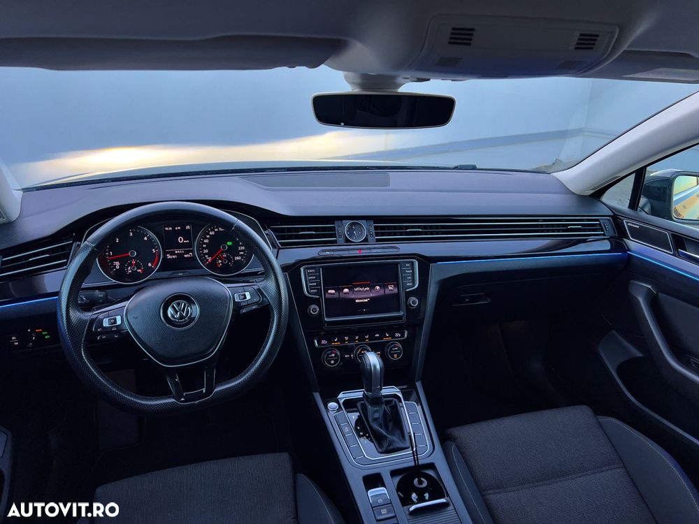 Volkswagen Passat 2.0 TDI DSG (BlueMotion Technology) Trendline - 6