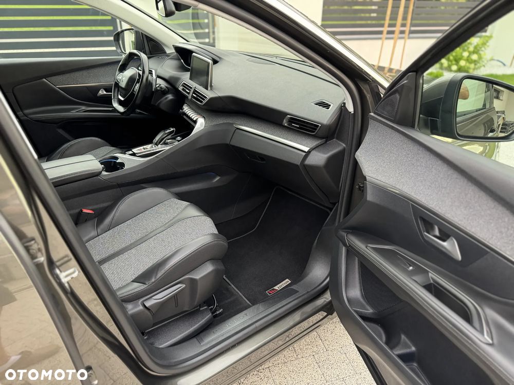 Peugeot 3008 BlueHDi 130 Stop & Start EAT8 Allure - 27
