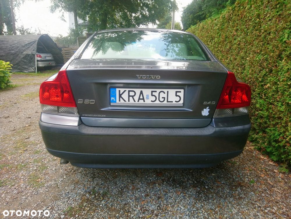 Volvo S60 2004 photo 2