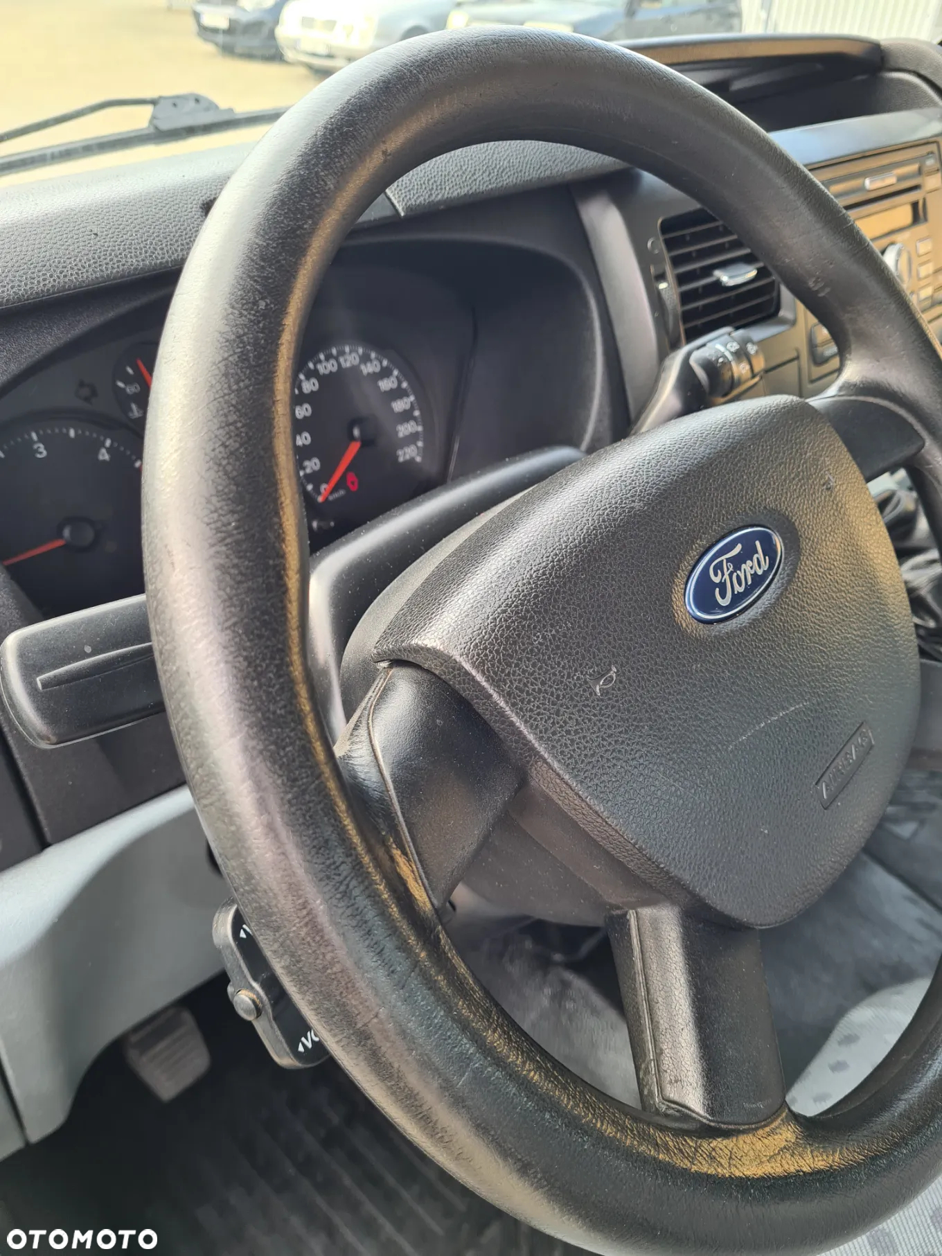 Ford Transit - 19