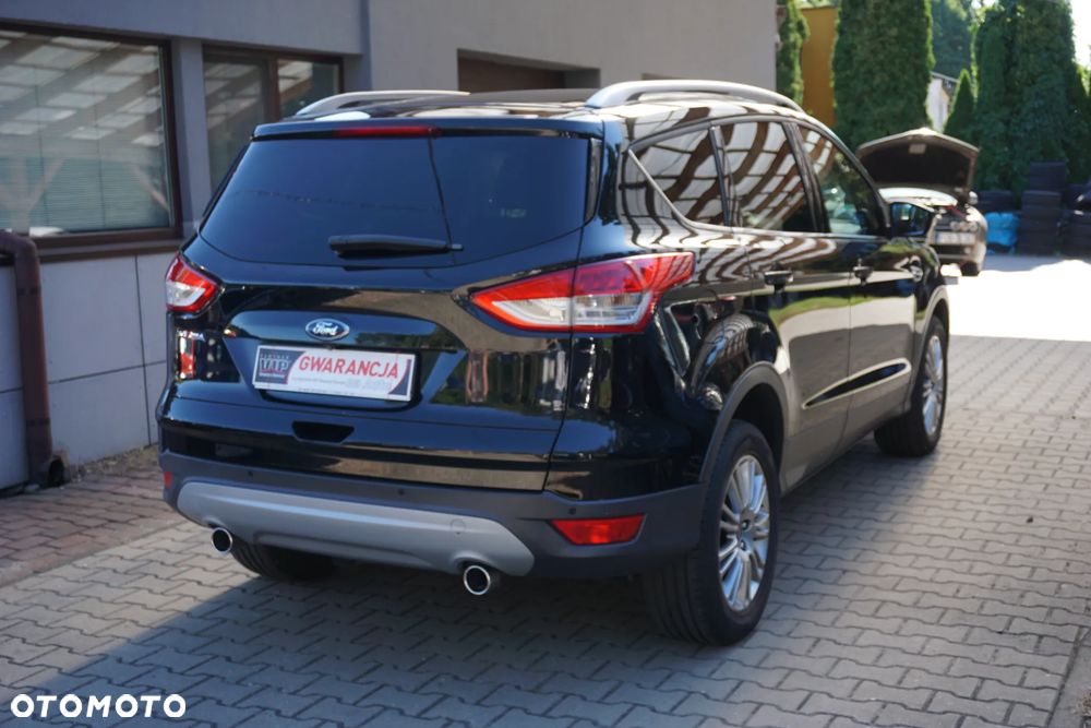 Ford Kuga 2.0 TDCi 2x4 Titanium - 3