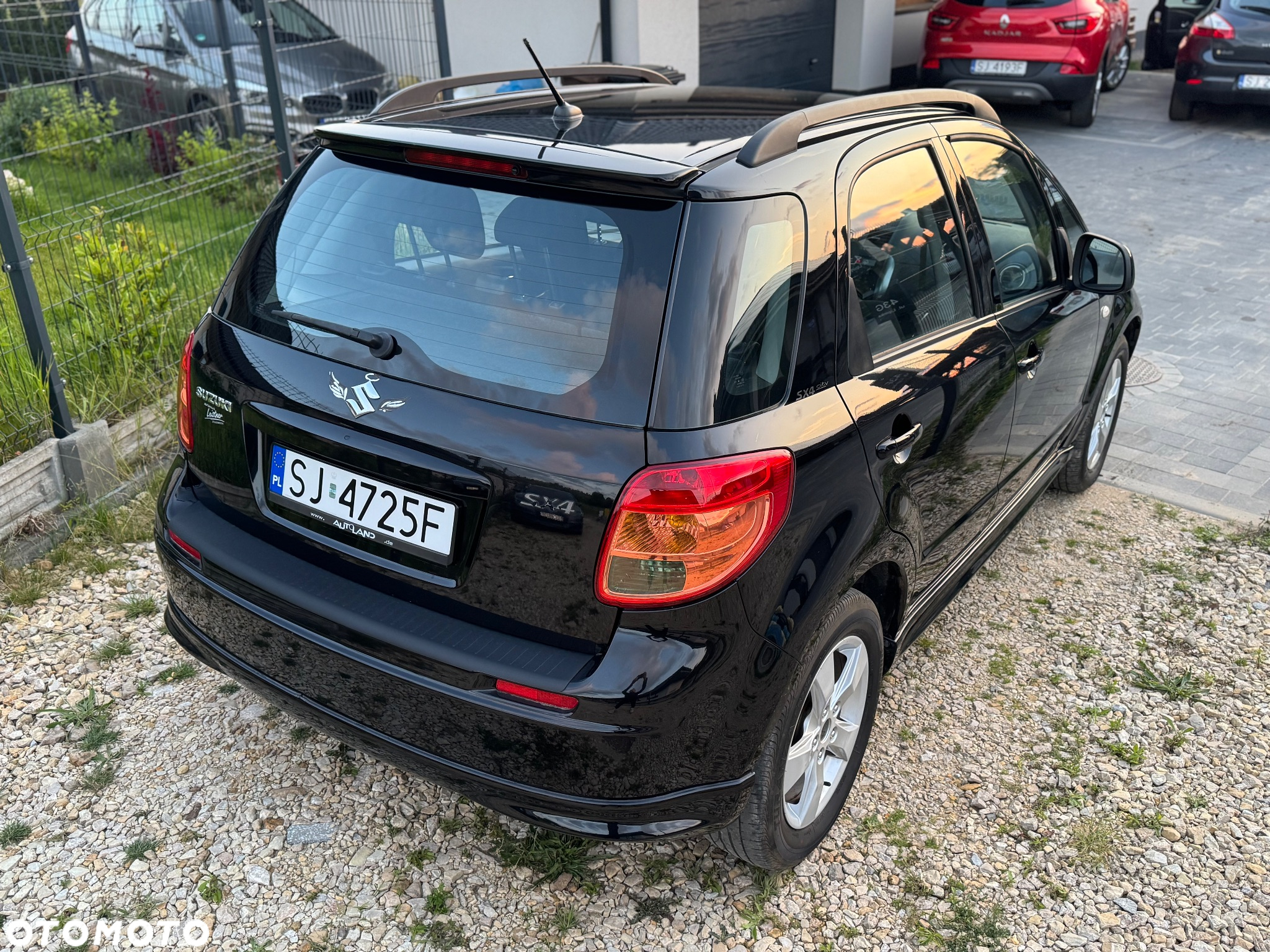 Suzuki SX4 1.6 Comfort Plus - 10
