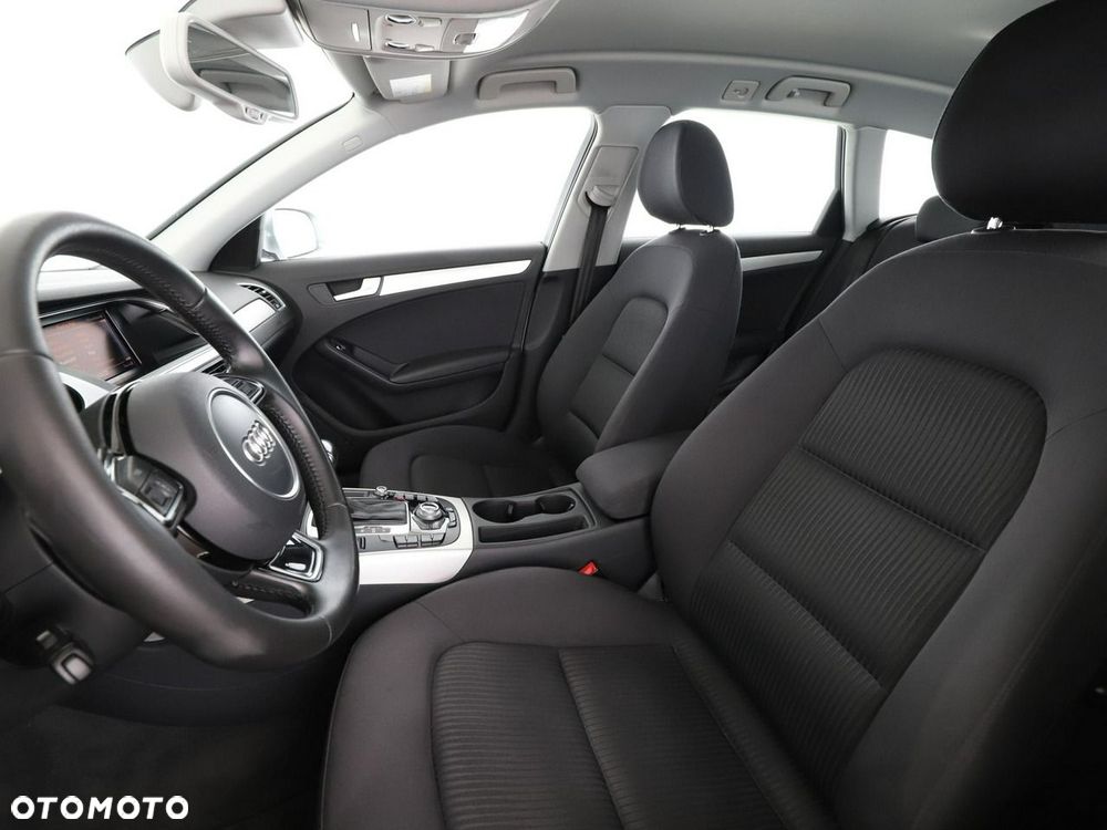 Audi A4 Avant 2.0 TDI S tronic - 14