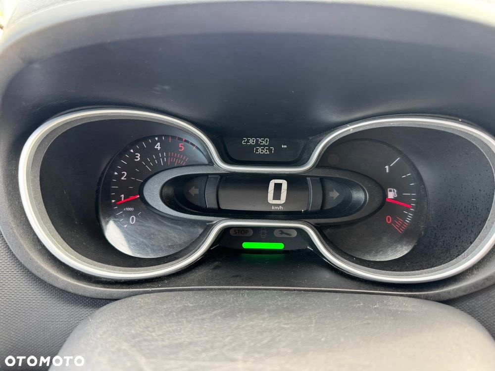 Renault Trafic - 33