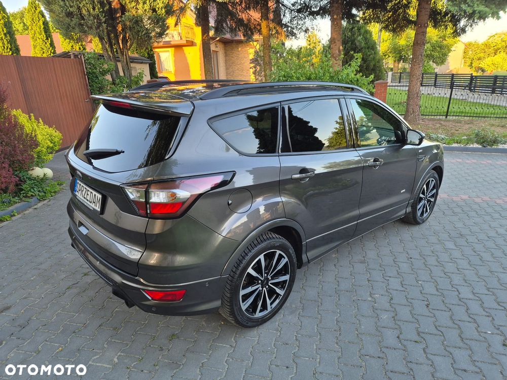 Ford Kuga 2.0 TDCi 4x4 ST-Line - 13
