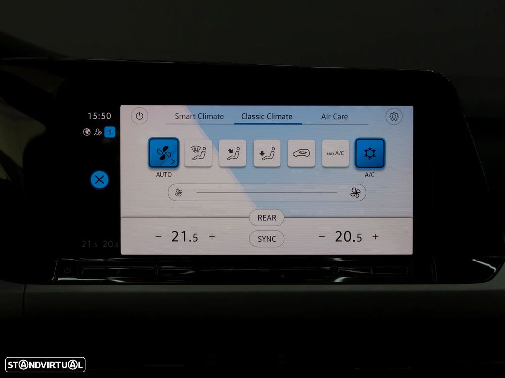 VW Golf Variant - 32