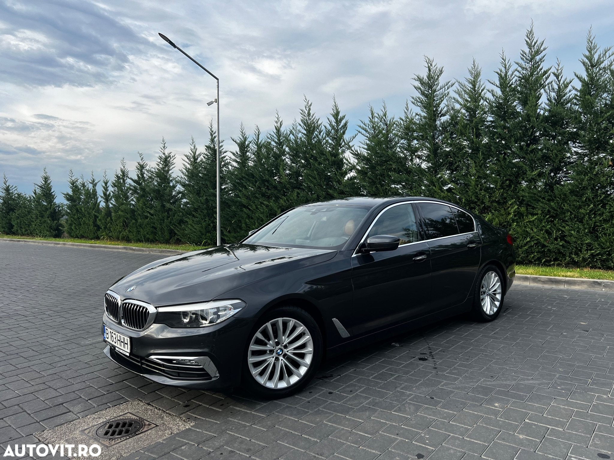 BMW Seria 5 520d AT - 3