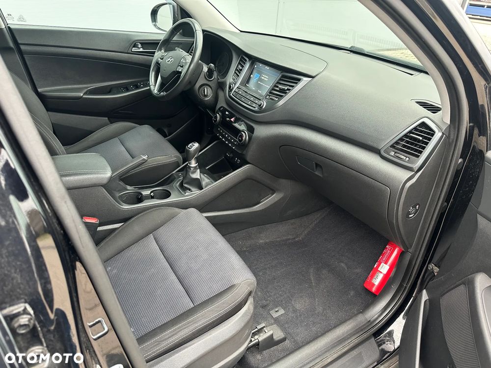 Hyundai Tucson blue 1.7 CRDi 2WD Style - 8