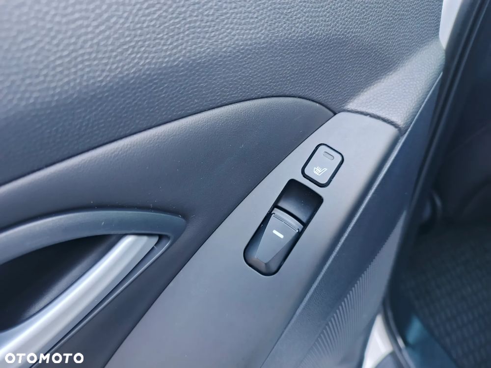 Hyundai ix35 2.0 CRDi 4WD Automatik Premium - 29