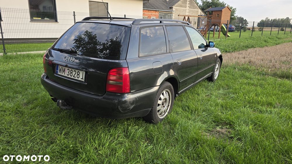 Audi A4 Avant 1.6 - 1