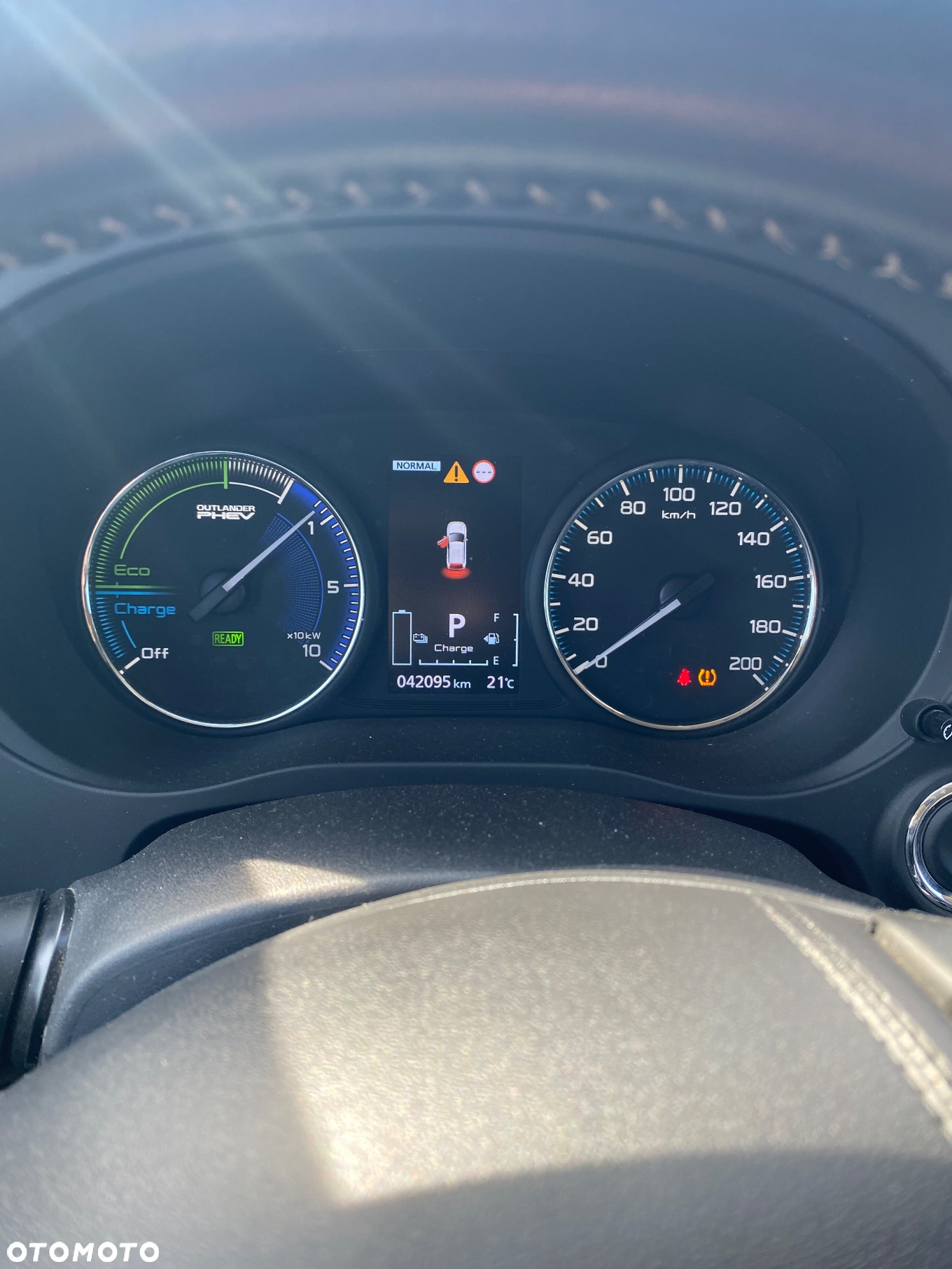 Mitsubishi Outlander PHEV Instyle - 10