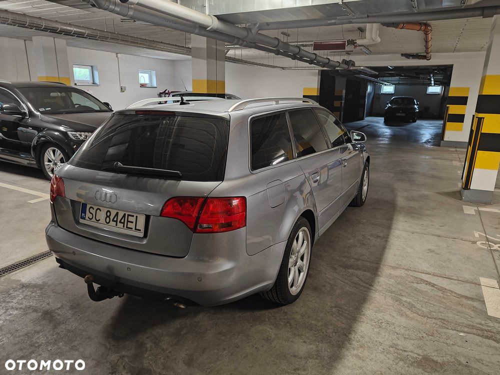 Audi A4 Avant - 4