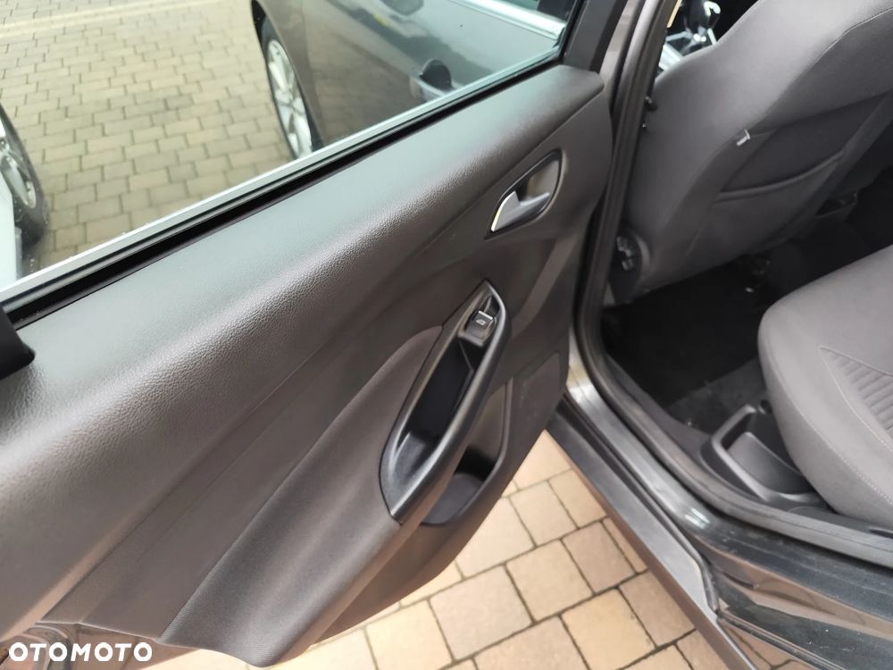 Ford Focus 1.5 TDCi DPF Start-Stopp-System Titanium - 14