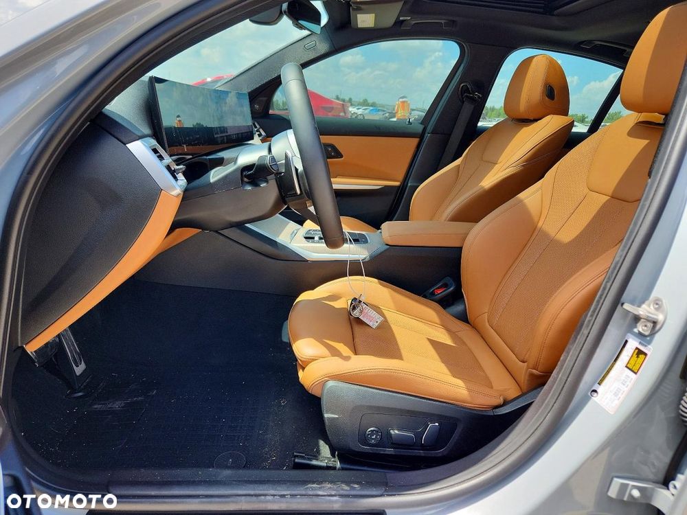 BMW Seria 3 330i Edition Luxury Line Purity - 8