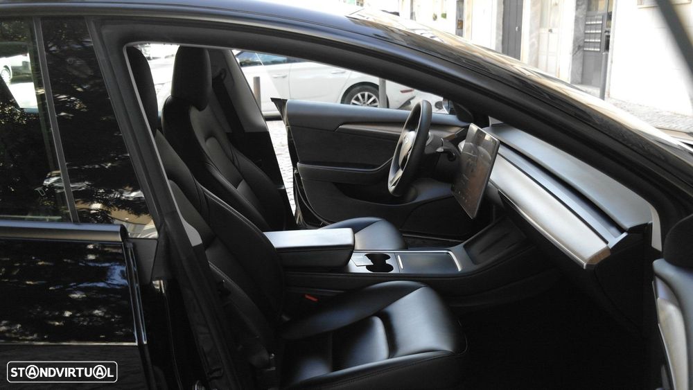 Tesla Model 3 Long Range Tração Traseira - 25