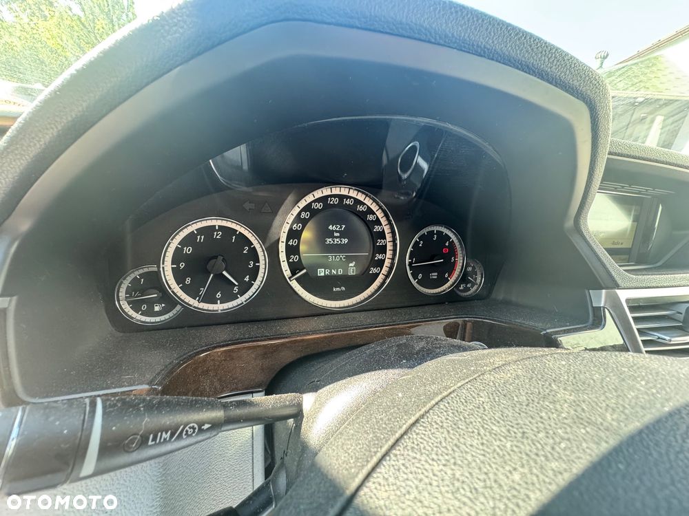 Mercedes-Benz Klasa E 220 CDI 7G-TRONIC Elegance - 6