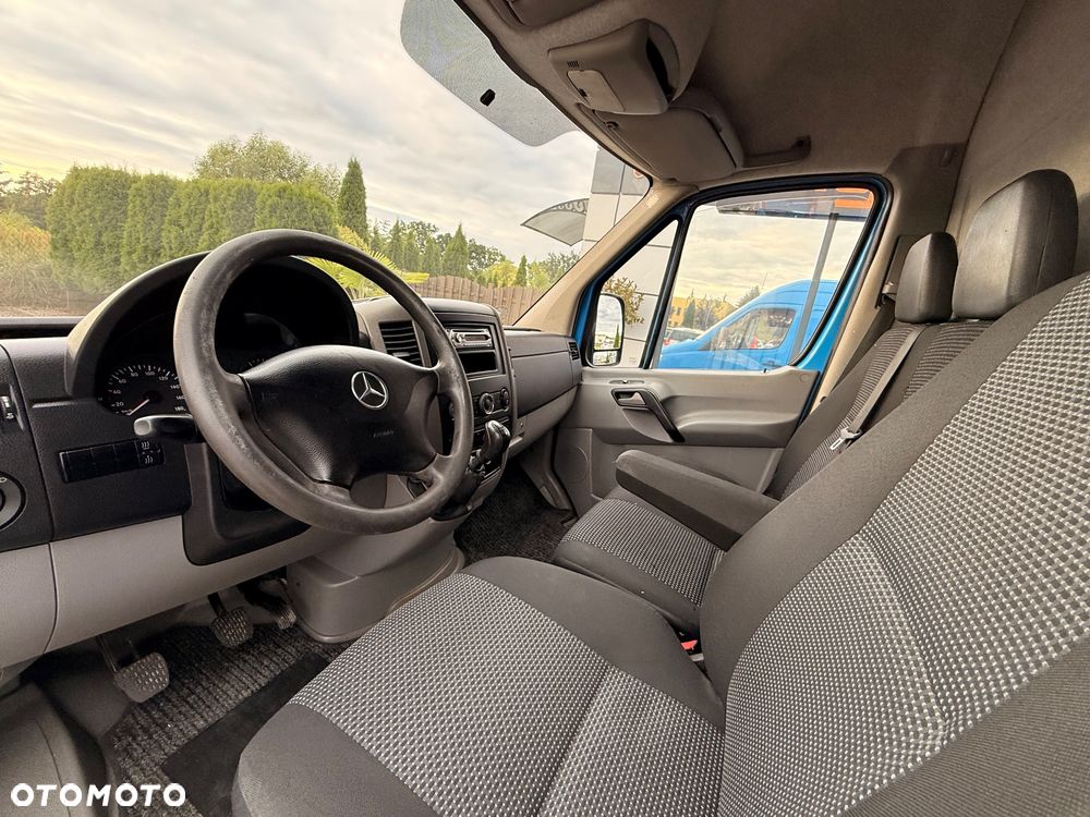 Mercedes-Benz SPRINTER 211 CDI - 7
