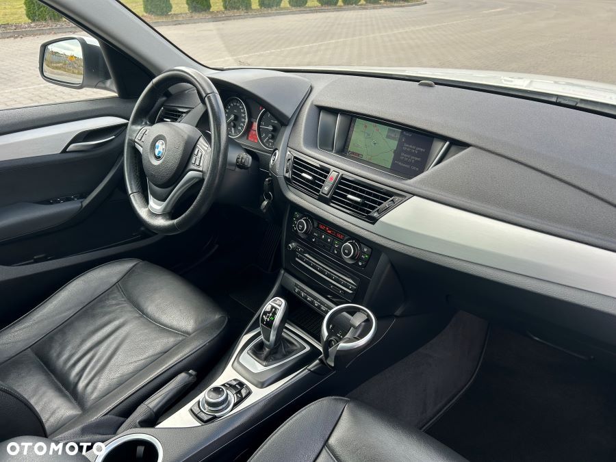 BMW X1 xDrive20d Sport Line - 21