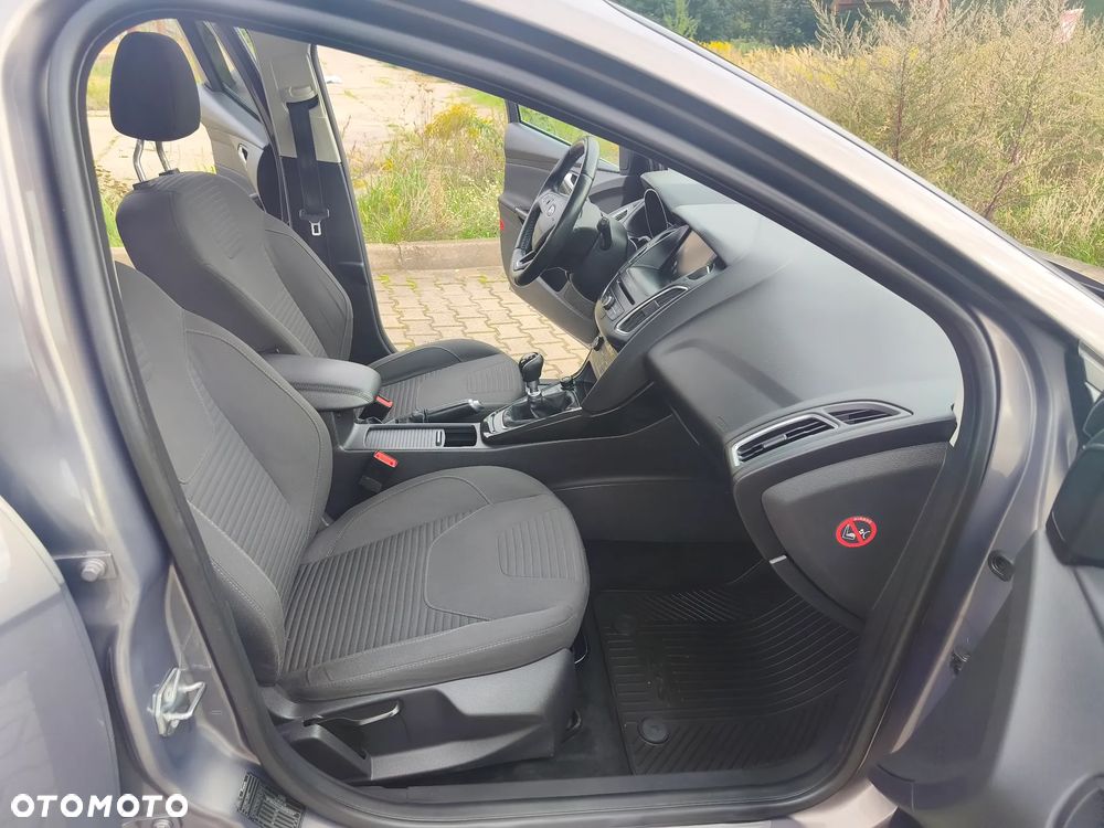 Ford Focus 1.5 TDCi DPF Start-Stopp-System Titanium - 7