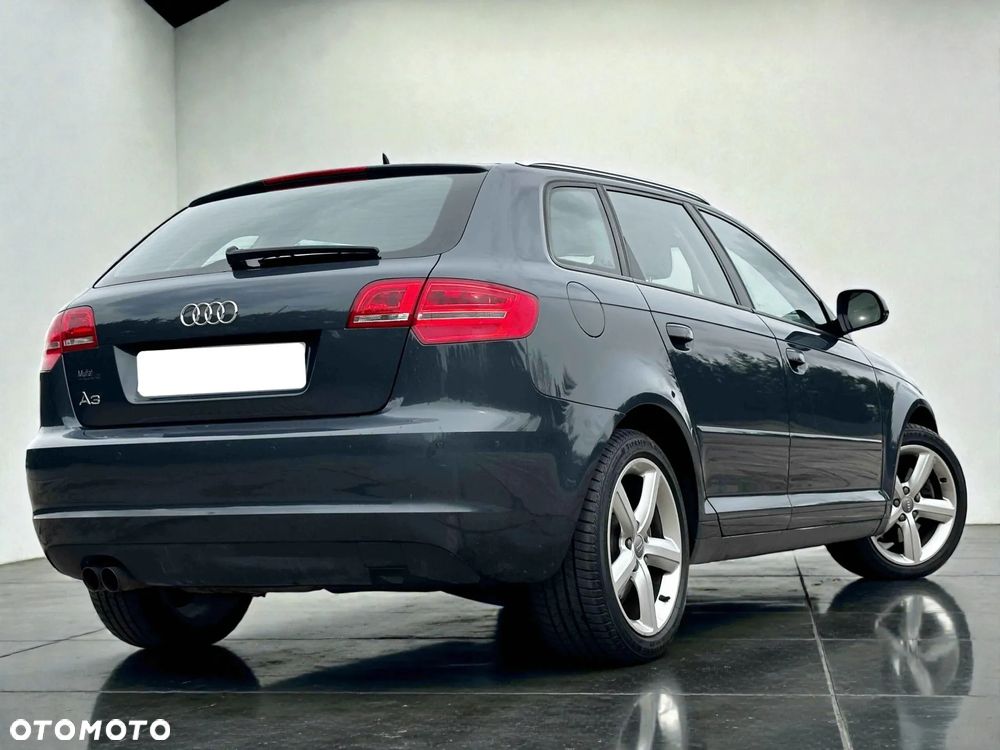 Audi A3 Sportback - 15