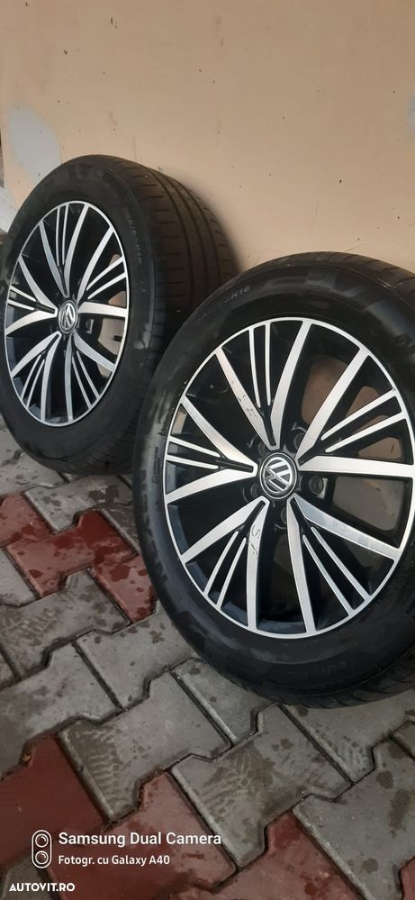 Volkswagen Passat - 16