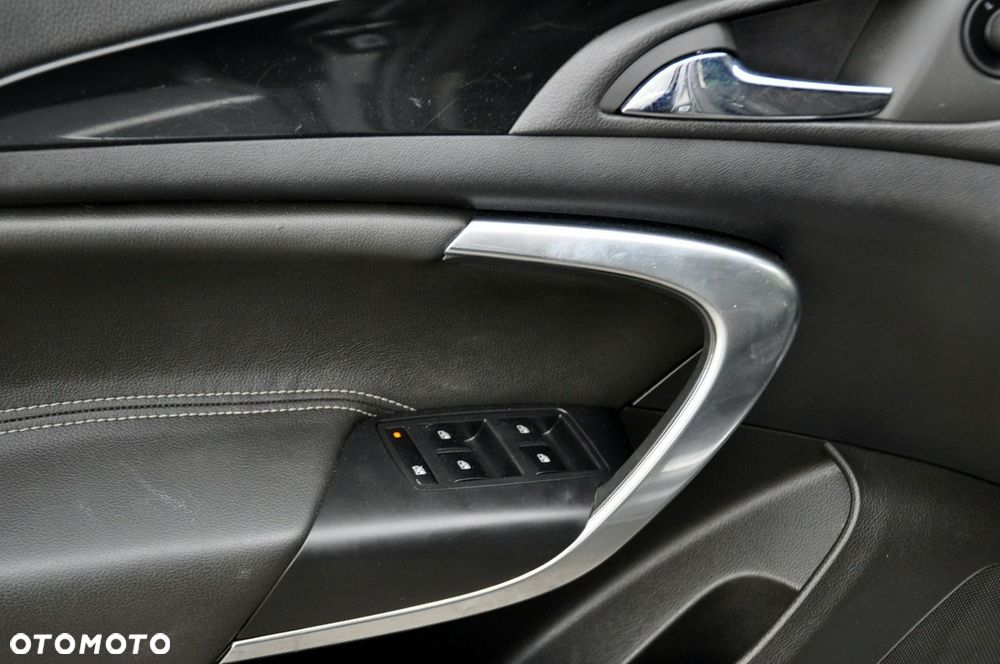 Opel Insignia - 37