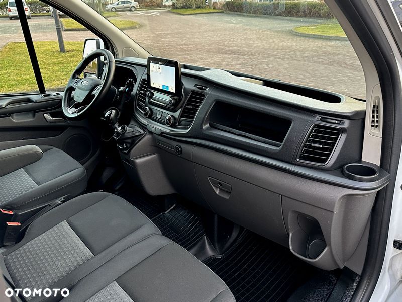 Ford Transit Custom - 17