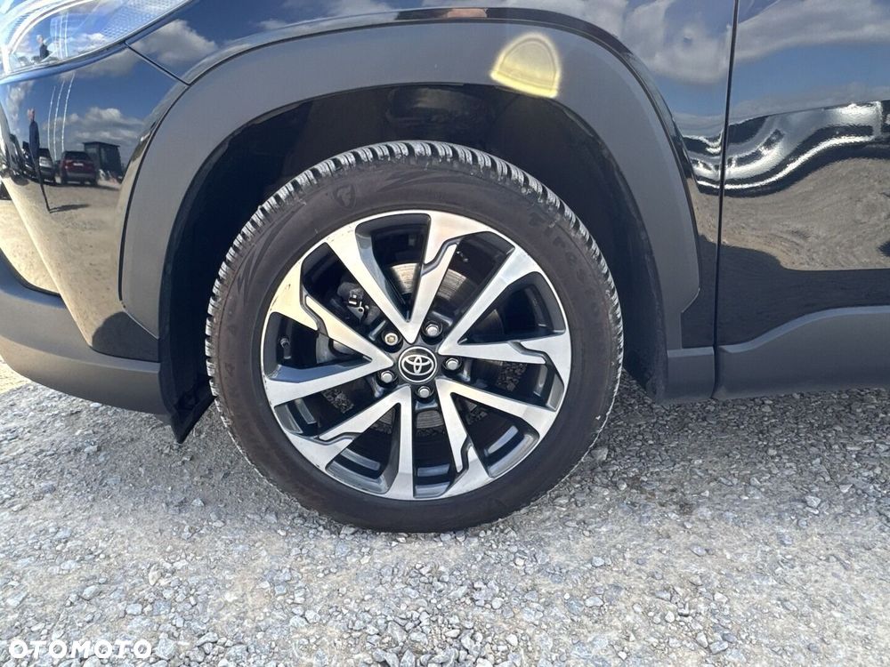 Toyota Corolla Cross - 11