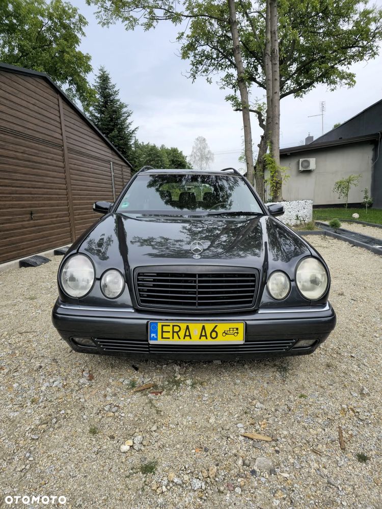 Mercedes-Benz Klasa E 420 T Avantgarde - 1