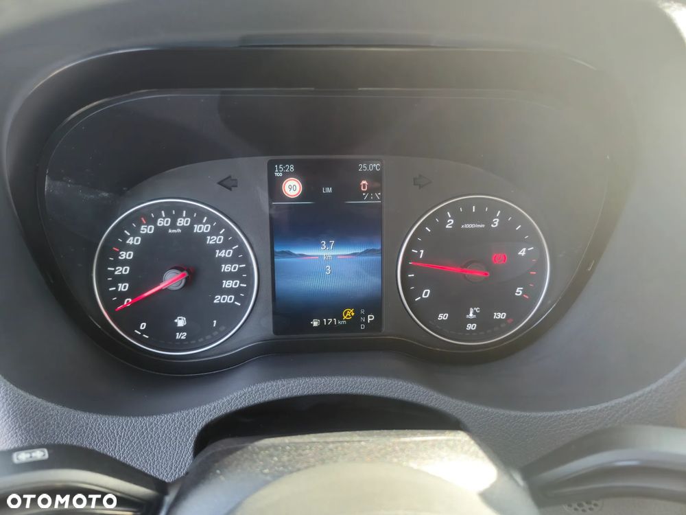 Mercedes-Benz sPRINTER - 21