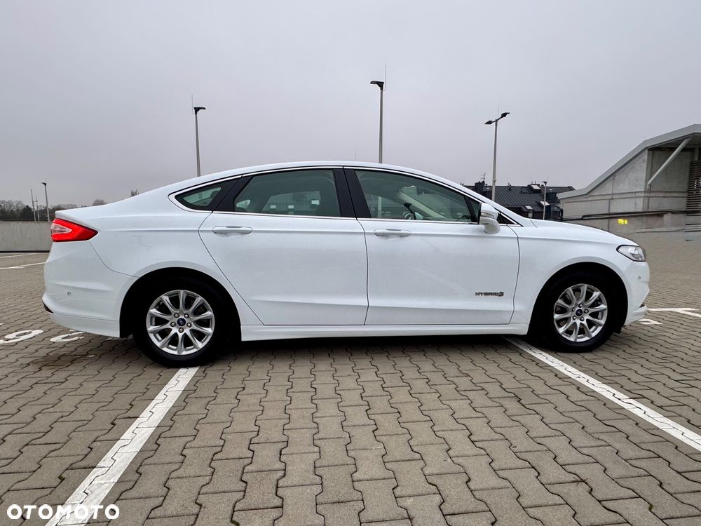 Ford Mondeo 2.0 Hybrid Titanium - 9