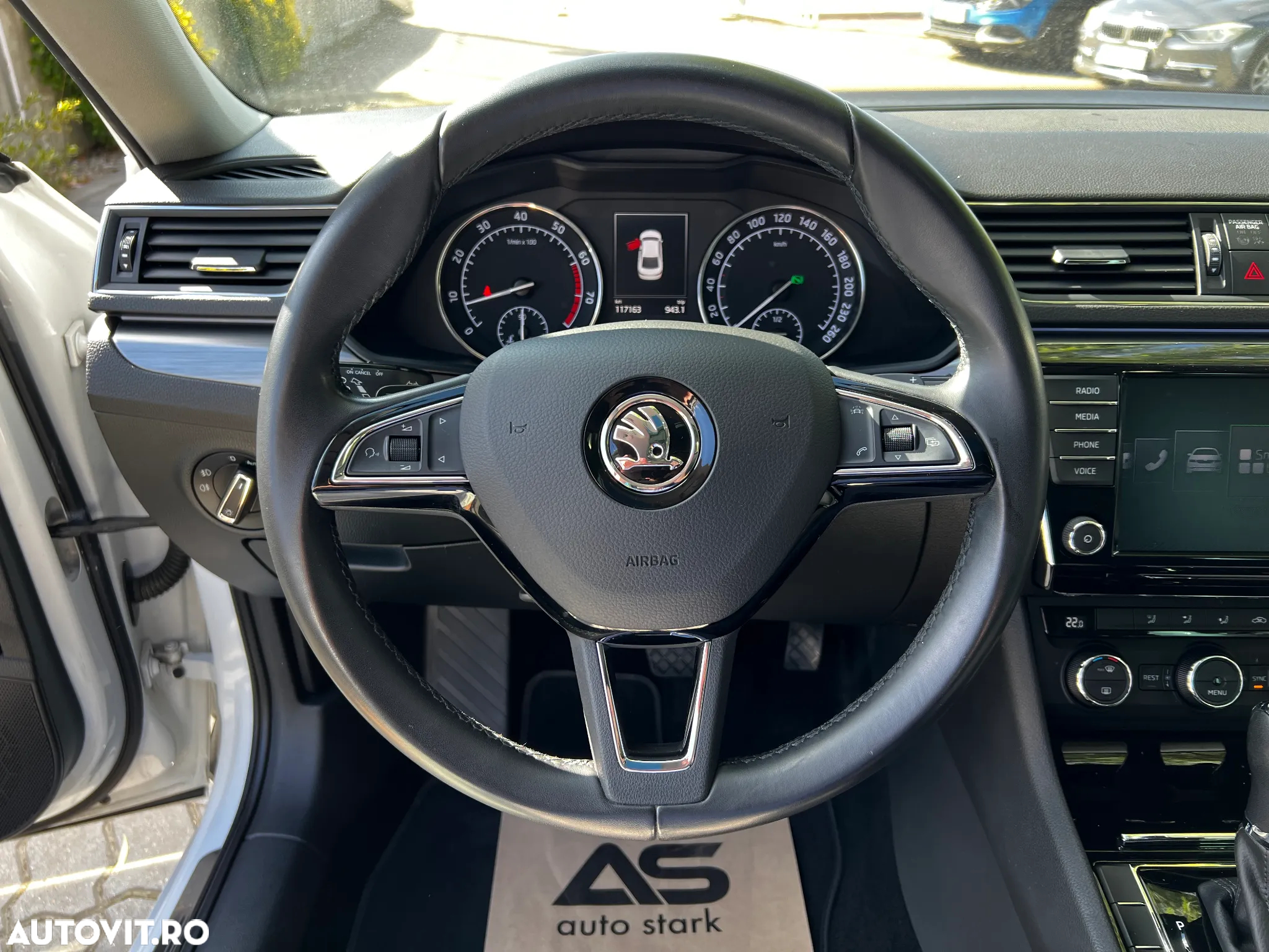 Skoda Superb 1.4 TSI ACT DSG Style - 25