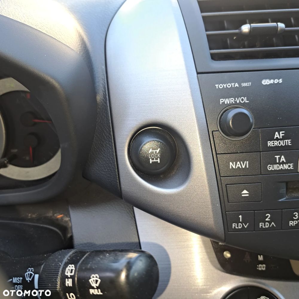 Toyota RAV4 2.0 4x4 Sol - 20