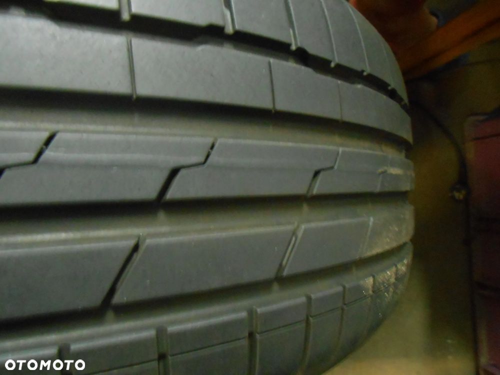 OPONY 205/55r17 HANKOOK VENTUS S1 EVO 3 DOT 0322 / 2819 7.2MM - 3