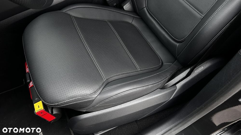 Mercedes-Benz GLC - 15