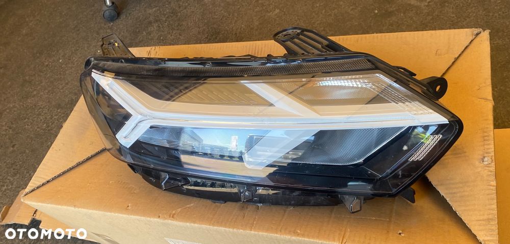 DACIA Sandero III 3 STEPWAY Lift Logan III Jogger LAMPA PRZEDNIA PRAWA REFLEKTOR PRAWY PRZÓD LEDOWA led full led  260107920R biała biały środek   Wwa - 3