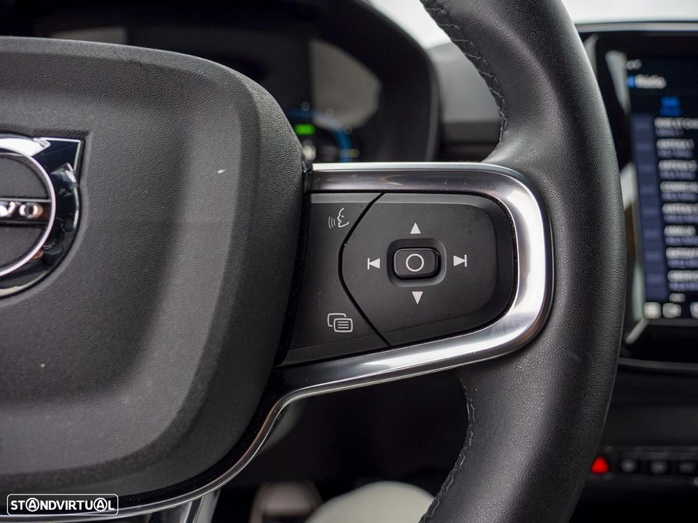 Volvo XC 40 Recharge Twin Plus - 36