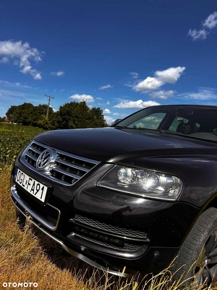 Volkswagen Touareg - 2
