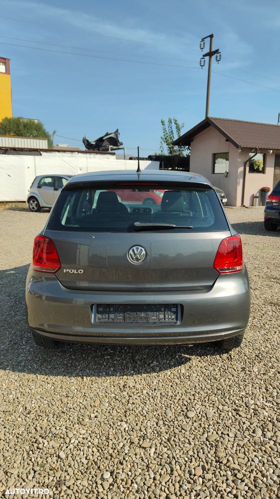 Volkswagen Polo - 8